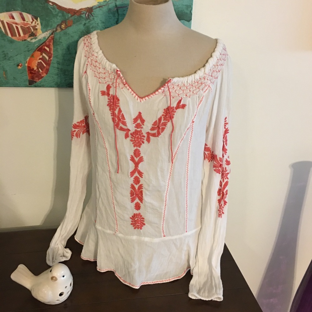 Free People Size XS Flowy White and pink top boho